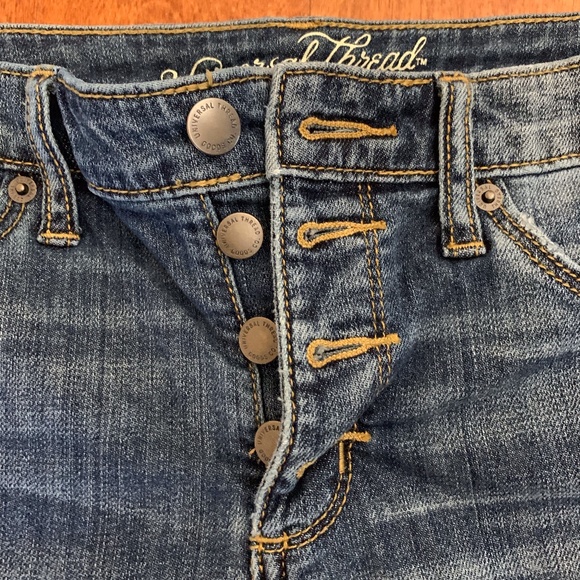 Universal Thread Pants - LIKE NEW! Women's Universal Thread Jean Shorts-6